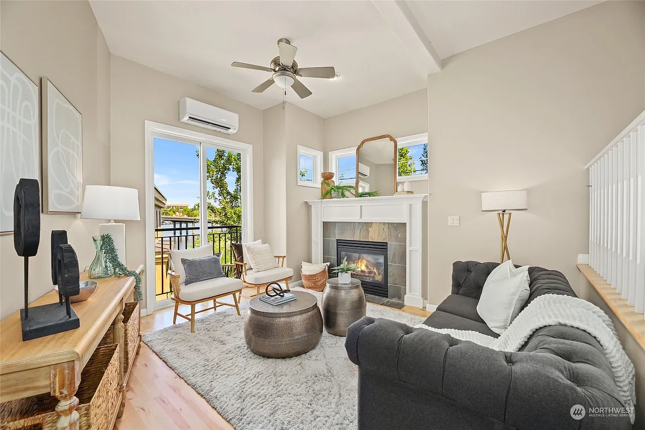3 bed, 2.5 bath, 1710 sqft, $1,500 — Photo 1