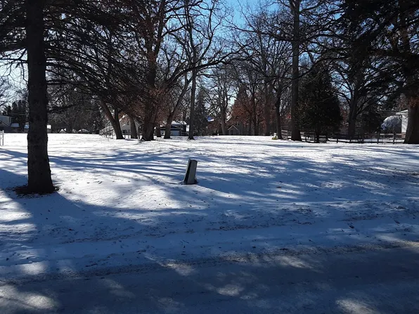 33X 4th Ave NW, Forest Lake, MN 55025