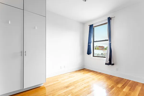 Rented by Compass | media 20