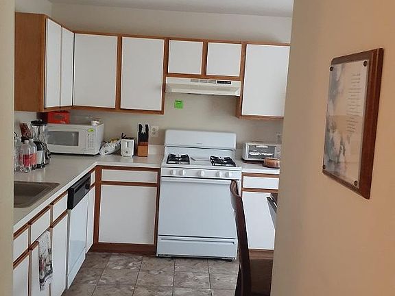 5th image of 13703 Palmetto Cir
