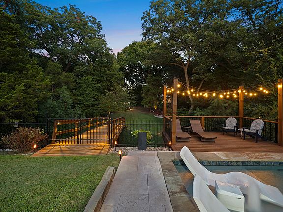 4th image of 3202 Harbor Pointe Dr