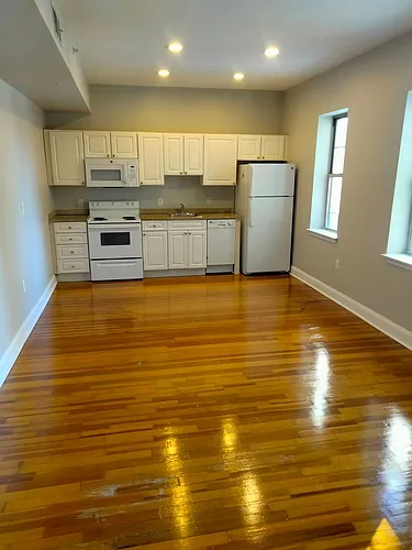 Floor plan 311