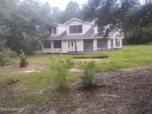 22492 Meaut Rd, Pass Christian, MS 39571