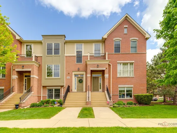 1123 E Port Clinton Rd, Vernon Hills, IL 60061