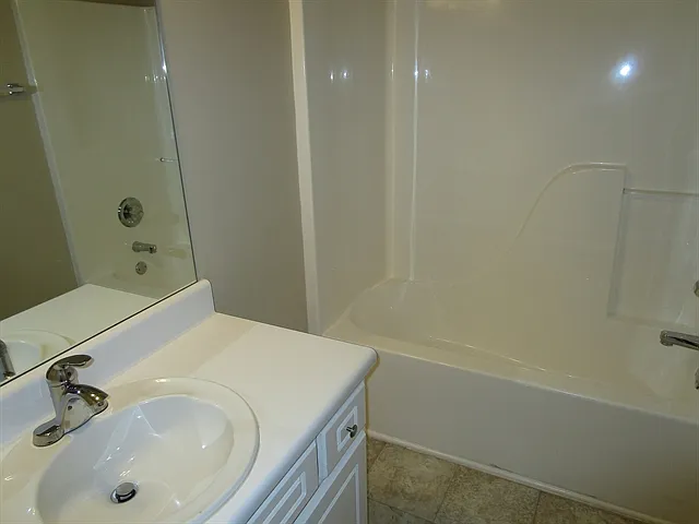282 Rockingham Dr — Photo 10
