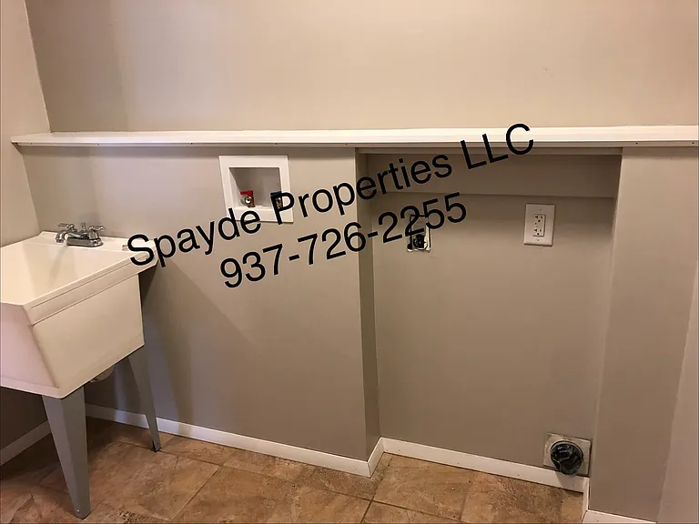 1051 Skylark Dr — Photo 14