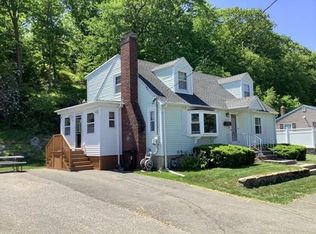 14 Greenwood Rd, Peabody, MA 01960