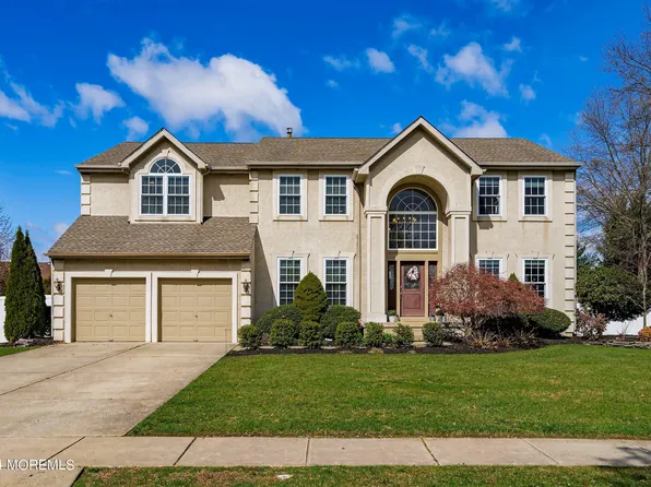 4 Parry Drive, Hainesport, NJ 08036