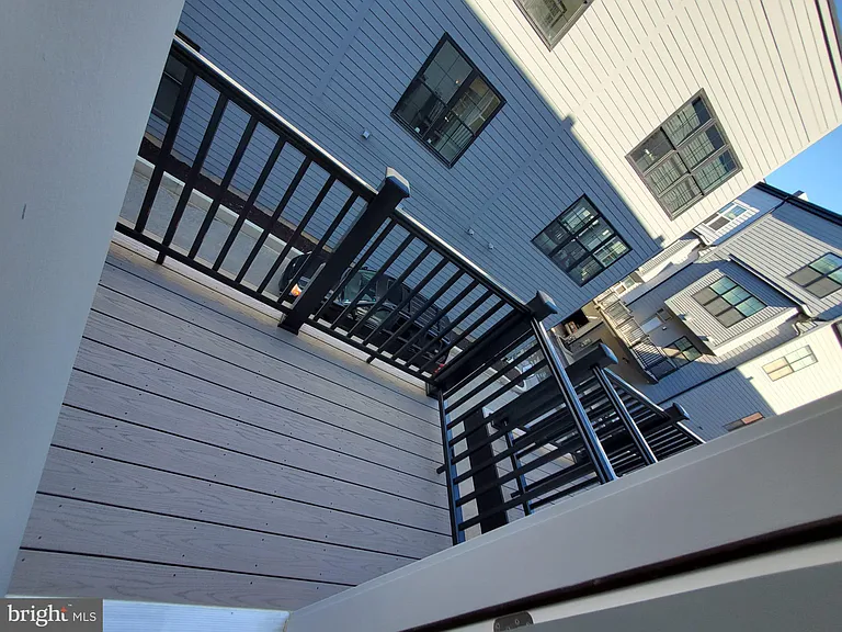 1882 Michael Faraday Dr — Photo 8