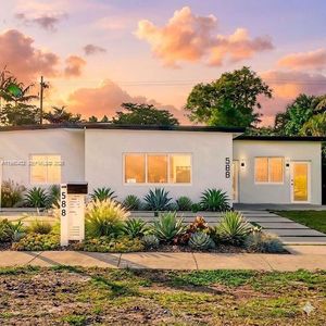 588 Palmetto Dr, Miami Springs, FL, 33166