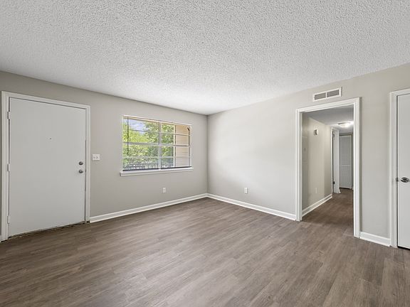 3rd image of 4141 Pinson Valley Pkwy #201