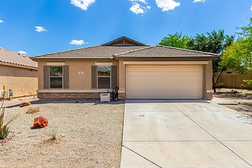 983 E Palomino Way Photo 1