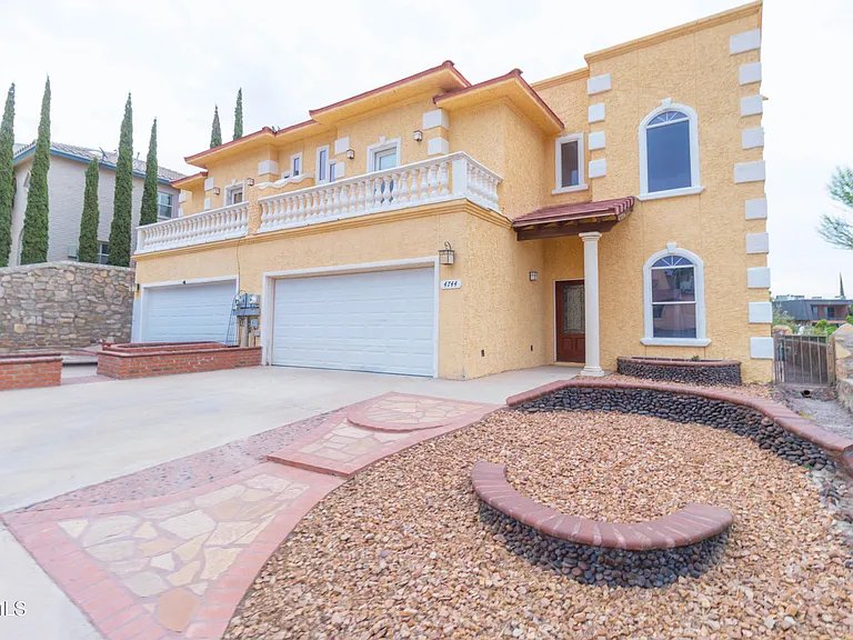 4744 Excalibur Dr — Photo 6
