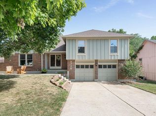 9706 E 90th Ter, Kansas City, MO 64138