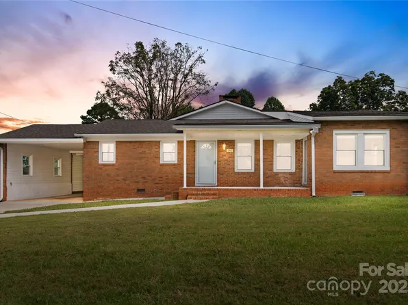 648 Scotts Creek Rd, Statesville, NC 28625