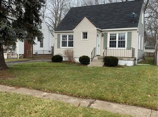 1835 Huth Rd, Grand Island, NY 14072