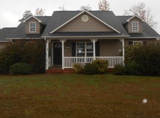 216 Summer Winds Ln, Inman, SC 29349
