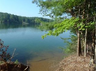 27 N Point Dr #121, Nebo, NC 28761