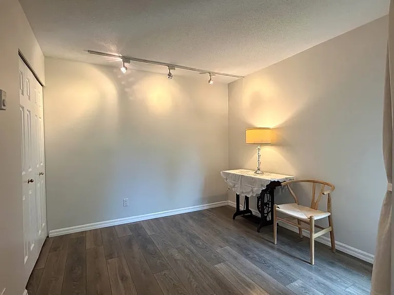 2970 Linwood St #402 — Photo 7
