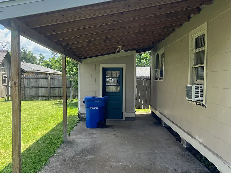 1829 Badt Ave #B — Photo 11