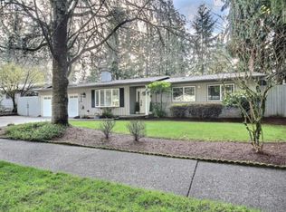 4630 Wildwood St, Lake Oswego, OR 97035