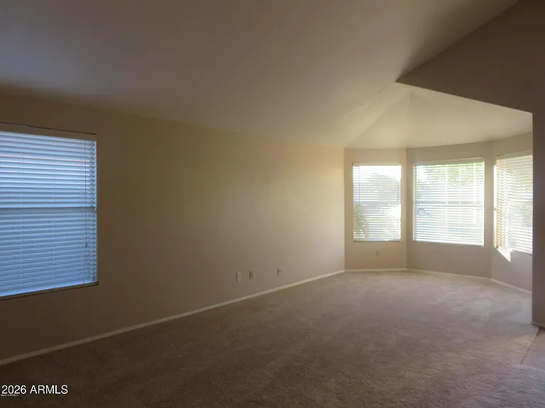 7518 W Wescott Dr — Photo 2