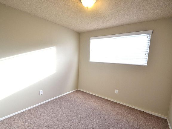 4th image of 10557 SE 233rd Pl