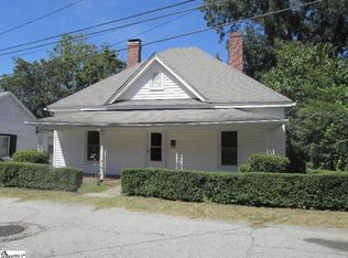 102 Sunset Park, Laurens, SC 29360