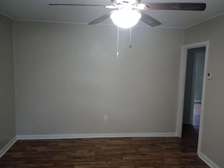 2604 Morrell Ave — Photo 4