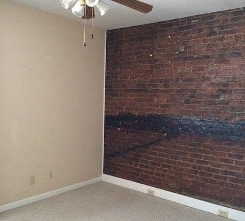 5th image of 117 E Main St APT 302