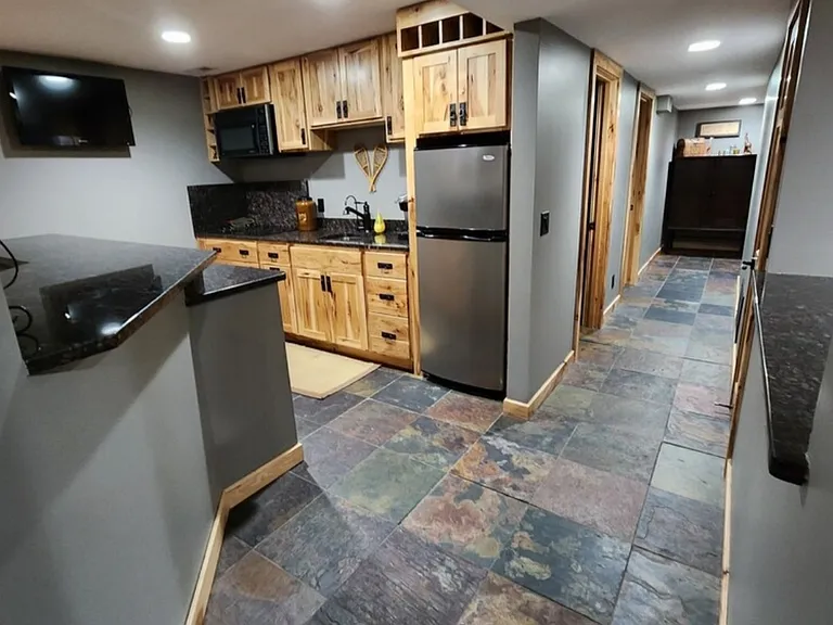 2825 Spring Lake Rd SW — Photo 10