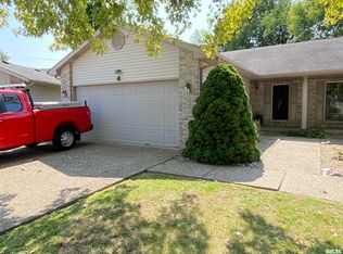 3510 Teakwood Dr, Springfield, IL 62712