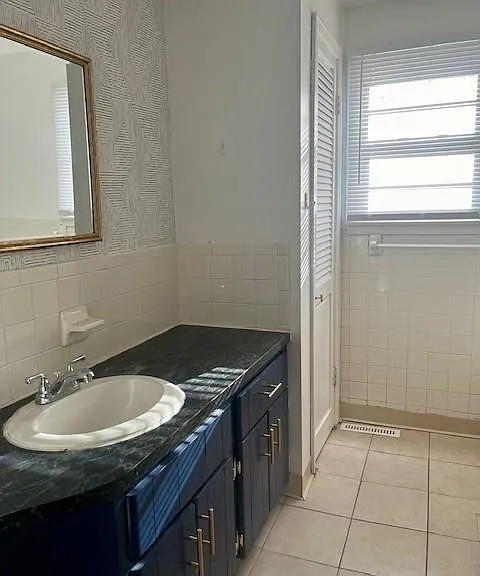 199 Fairgreen Dr #LEFT — Photo 10