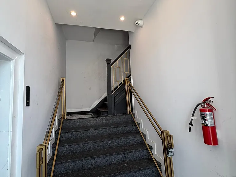 585 Central Ave #1 — Photo 8
