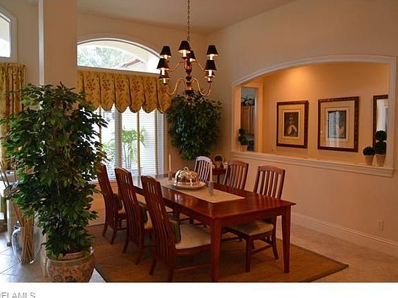 4th image of 575 Eagle Creek Dr