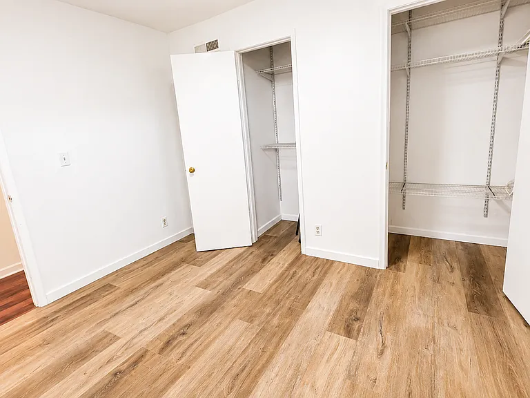 2132 Forbes Ave — Photo 38