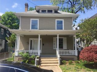 207 Ruffner Ave, Charleston, WV 25311