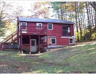 3rd image of 136 Holly Dr