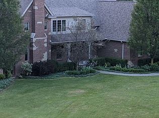 5647 Meadow Ln, Saint Clair, MI 48079
