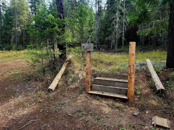 1082 Flat Creek Rd, Saint Maries, ID 83861