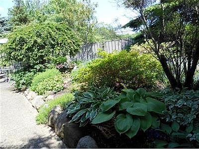 3rd image of 433-12 Pond Run
