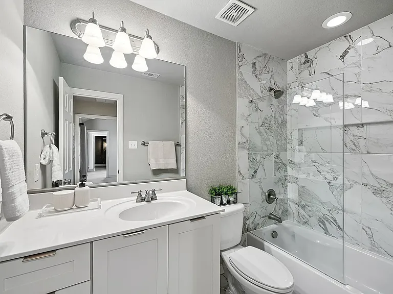 9004 Cypress Creek Rd — Photo 25