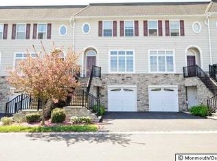 16 Sandra Ct, Old Bridge, NJ 08857