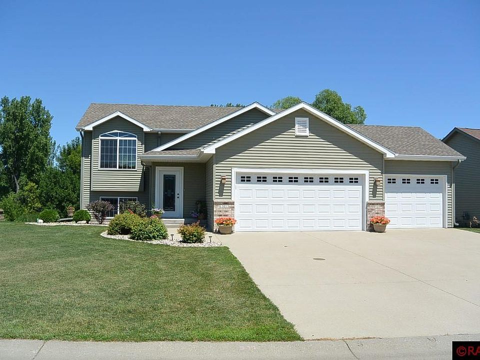 1st image of 511 Thomas Dr