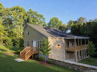216 Buckhead Dr, Bracey, VA 23919