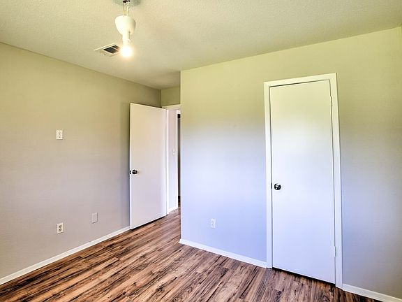 2nd image of 13034 White Heather Dr