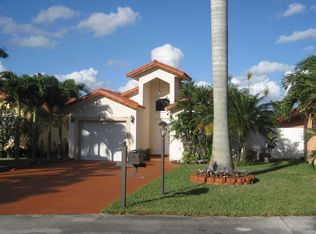 7431 Coldstream Dr, Hialeah, FL 33015
