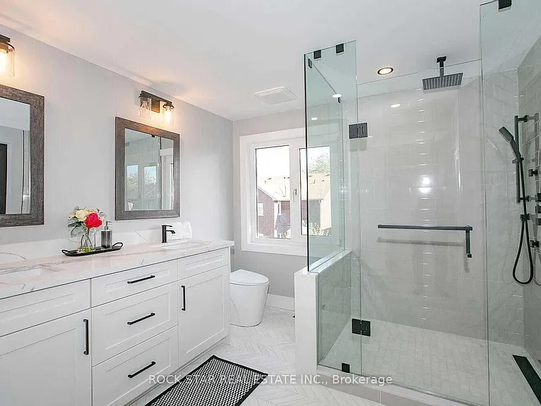 160 River Oaks Blvd E — Photo 30