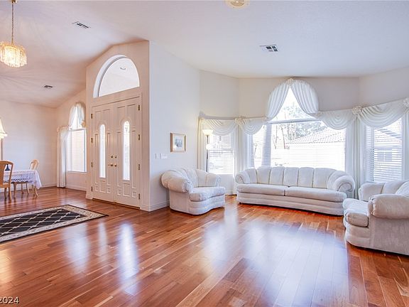 3rd image of 8125 Desert Jewel Cir