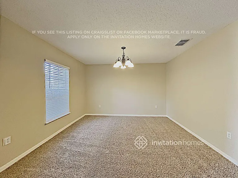 1701 Alhambra Crest Dr — Photo 9